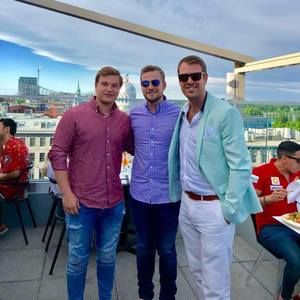 Meet your Posher, Nico